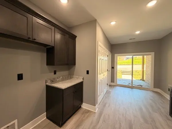 104 Nichali Dr, Charlotte, TN 37036