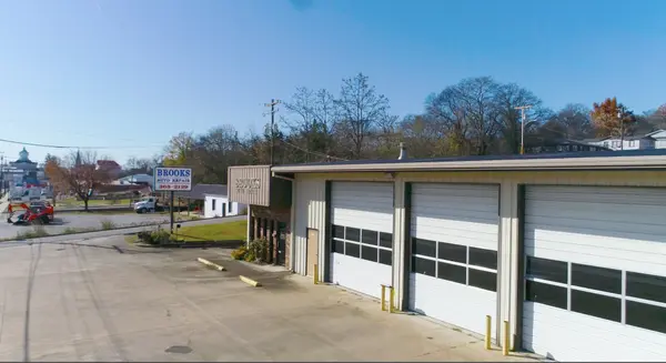 700 N 1st St, Pulaski, TN 38478