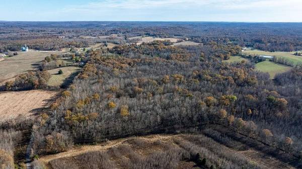 6301 Rochester Rd, Drakesboro, KY 42337