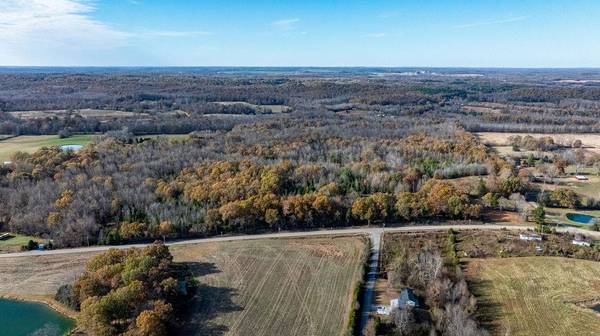 6301 Rochester Rd, Drakesboro, KY 42337