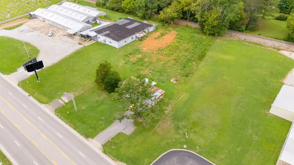 309 N Military St, Loretto, TN 38469