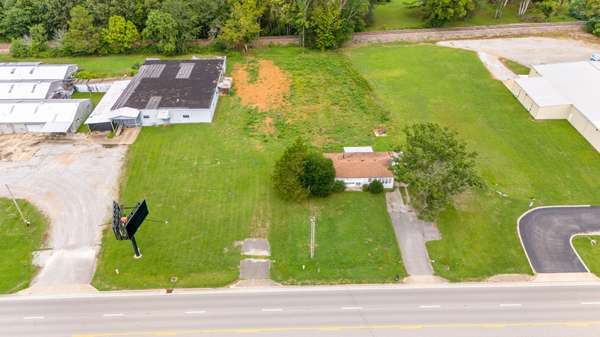 309 N Military St, Loretto, TN 38469