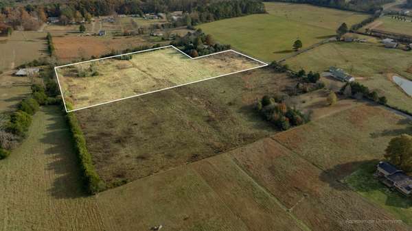365 Davis Road #SE, Old Fort, TN 37362