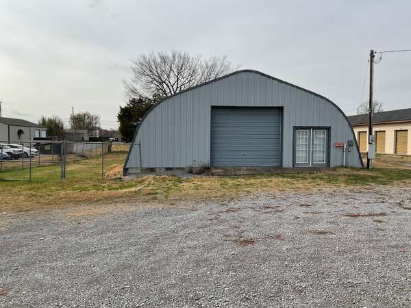 1301 N Main St, Shelbyville, TN 37160