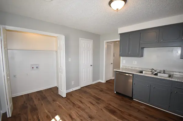 3276 Tower Dr #B, Clarksville, TN 37042