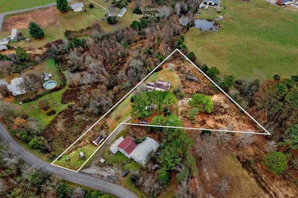 265 N Center Point Acres, Walling, TN 38587