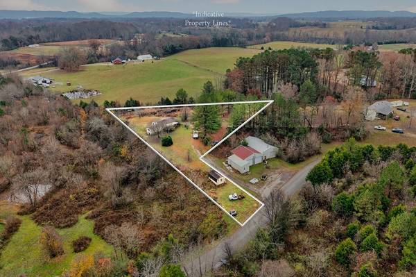 265 N Center Point Acres, Walling, TN 38587