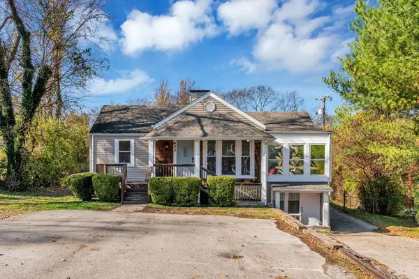 633 W Iris Dr, Nashville, TN 37204