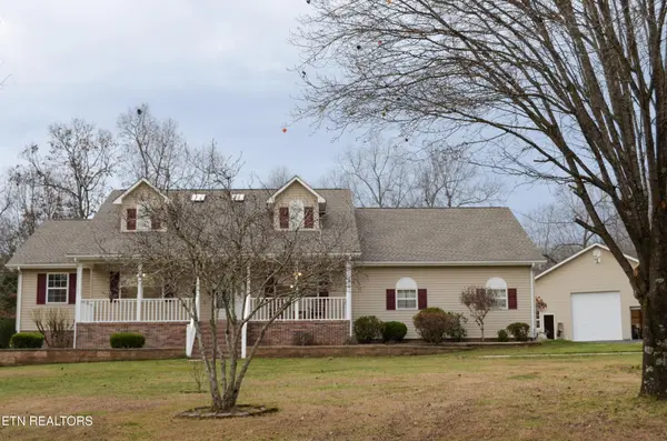 170 Pin Oak Lane, Crossville, TN 38555