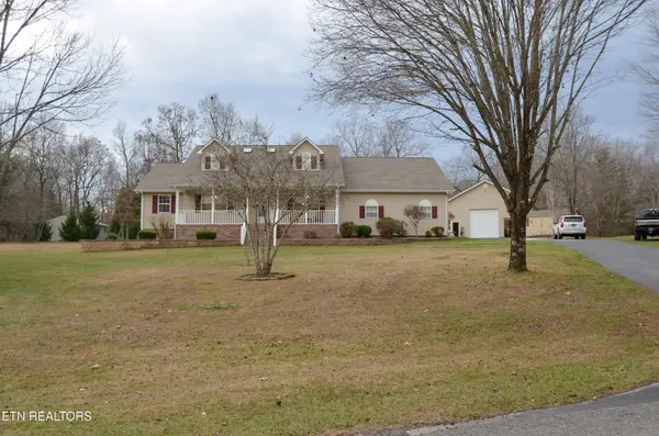170 Pin Oak Lane, Crossville, TN 38555