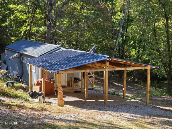 235 Sparta St, Spencer, TN 38585