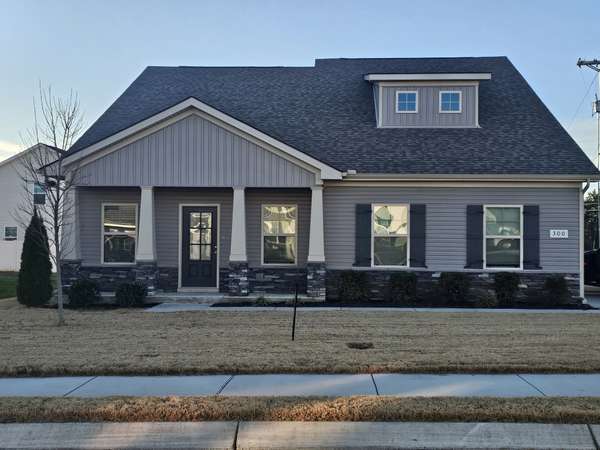 300 Durum St, Shelbyville, TN 37160