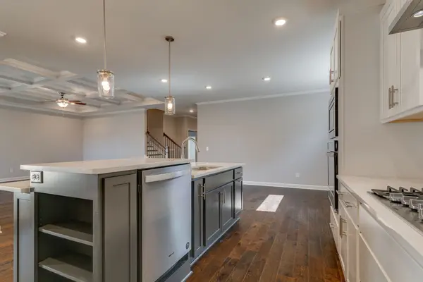 6189 Parkhaven Blvd, Hermitage, TN 37076
