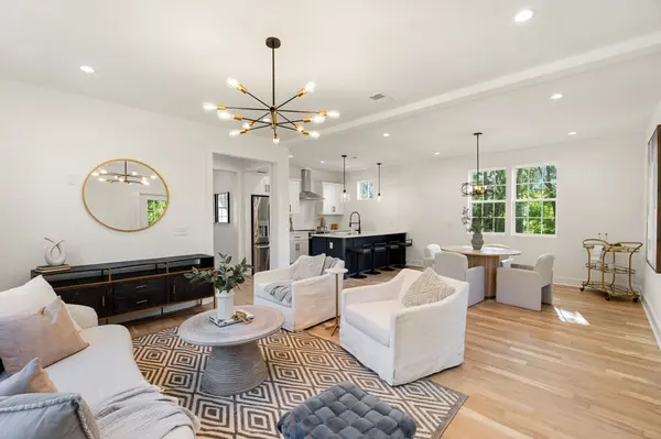 1117B McGavock Pike, Nashville, TN 37216