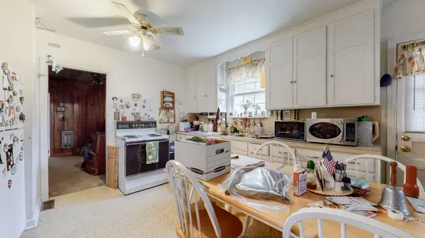 5703 Vine Ridge Dr, Nashville, TN 37205