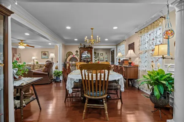 307 Crestview Dr, Dickson, TN 37055
