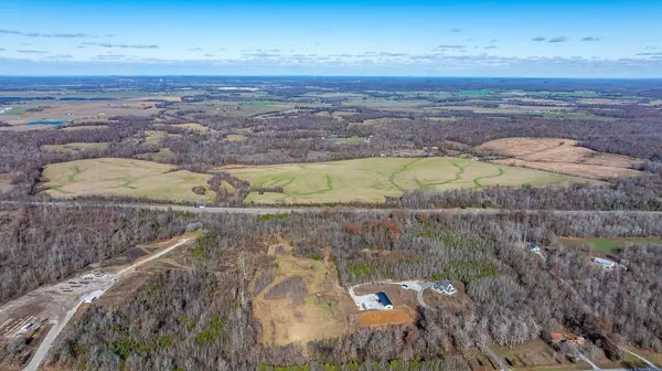 651 Pleasant Valley Rd, Princeton, KY 42445
