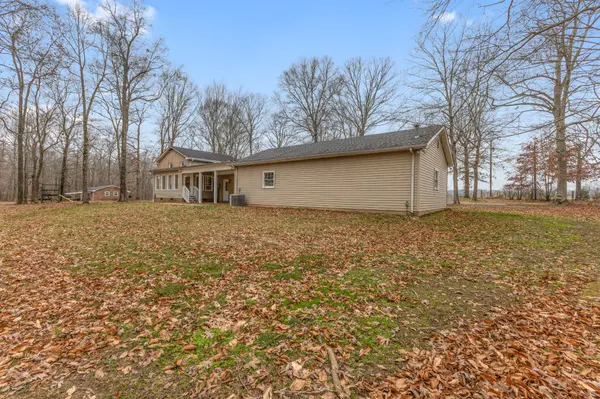 698 Houston Fielder Rd, Clarksville, TN 37043