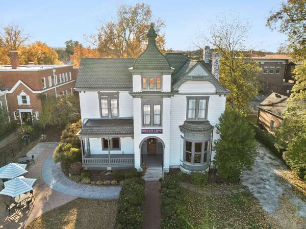 132 3rd Ave #S, Franklin, TN 37064