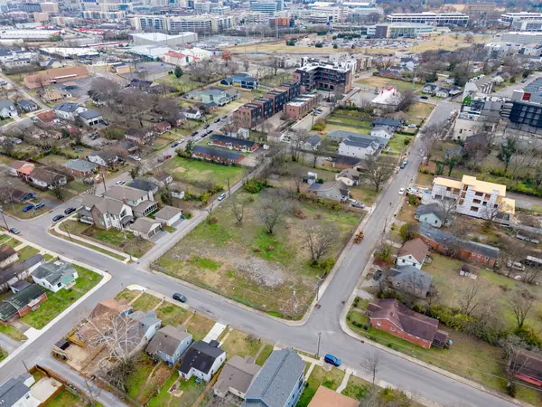 730 27th Ave #N, Nashville, TN 37208