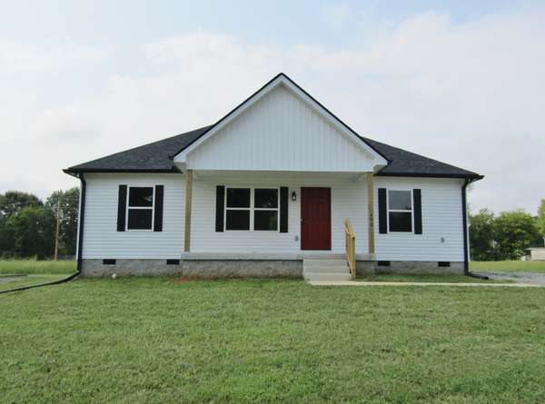 490 Crescent Factory Rd, Lawrenceburg, TN 38464