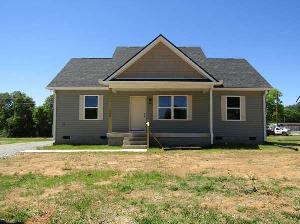 500 Crescent Factory Rd, Lawrenceburg, TN 38464