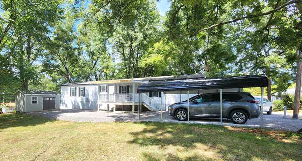 23 Yates St, Paris, TN 38242