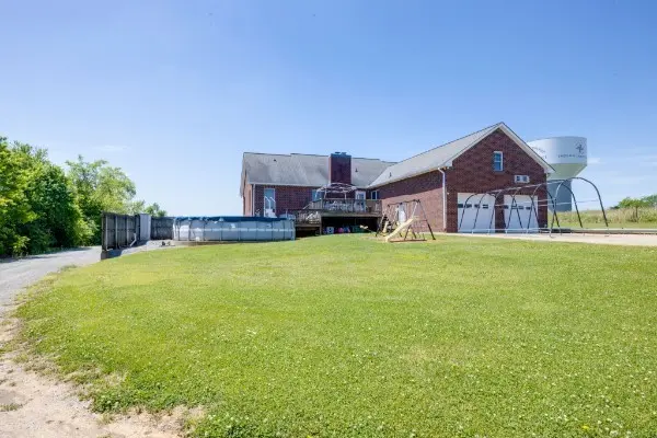 1224 Stop 30 Road, Hendersonville, TN 37075