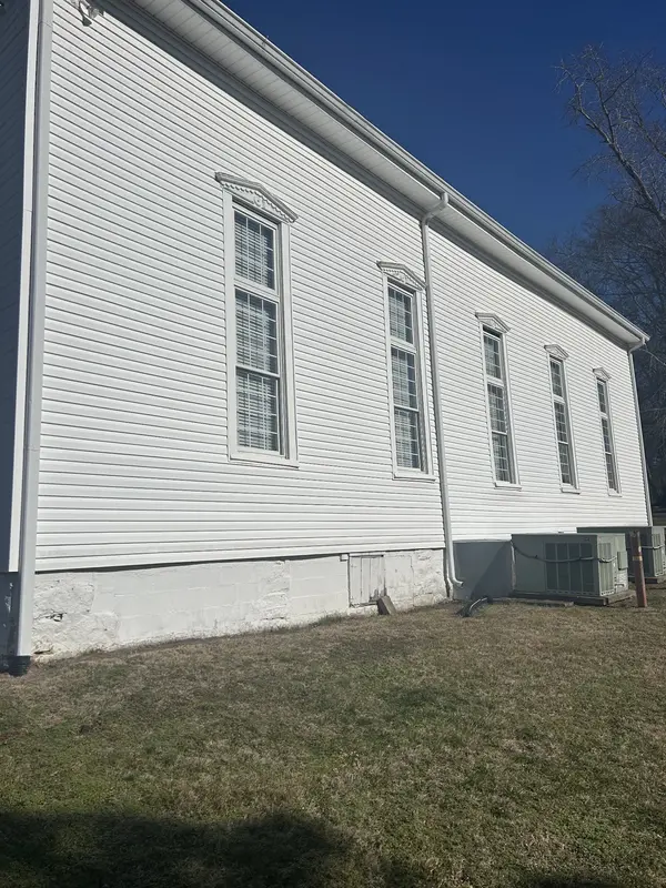 2720 Fly Rd, Santa Fe, TN 38482
