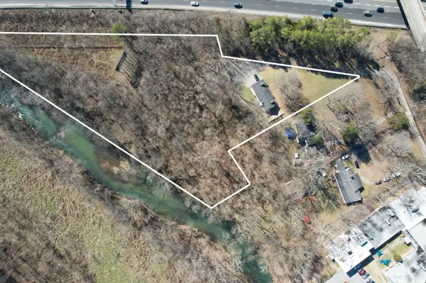 5090 Blue Hole Rd, Antioch, TN 37013
