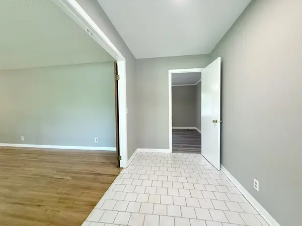 5090 Blue Hole Rd, Antioch, TN 37013