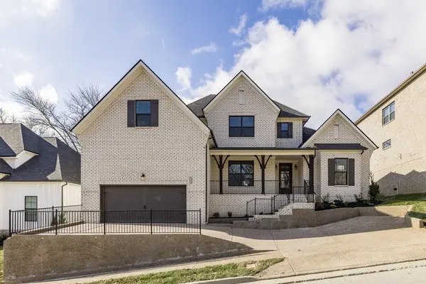 200 Sydney Dr, Goodlettsville, TN 37072