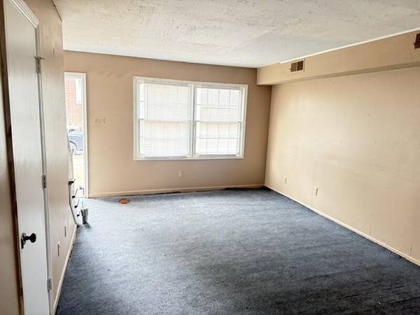 5273 FLOWERING PEACH DR #5273, Memphis, TN 38115