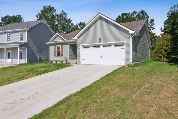 478 Mattingly Dr, Clarksville, TN 37042