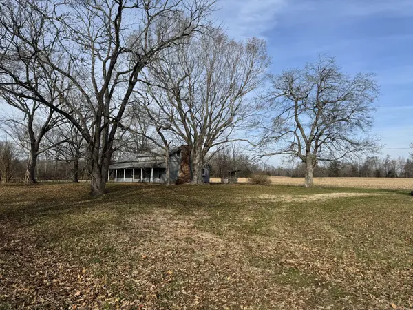 738 Keel Hollow Rd, Dover, TN 37058