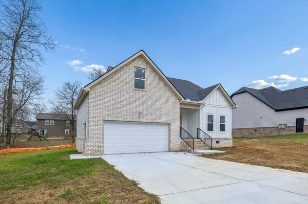 560 Oak Glen Dr, Smithville, TN 37166