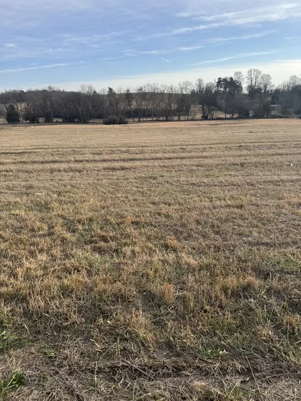22 Clay County Hwy, Moss, TN 38575