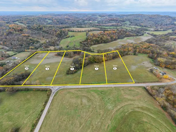 10 Craig Bridge Rd, Williamsport, TN 38487
