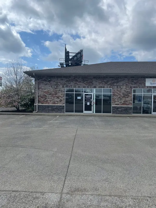 2237A Lowes Dr #W, Clarksville, TN 37040