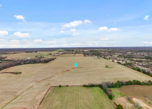 130 Beartown Rd, Loretto, TN 38469