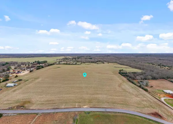 130 Beartown Rd, Loretto, TN 38469