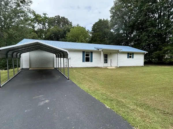 1026 Tom White Rd, Big Sandy, TN 38221