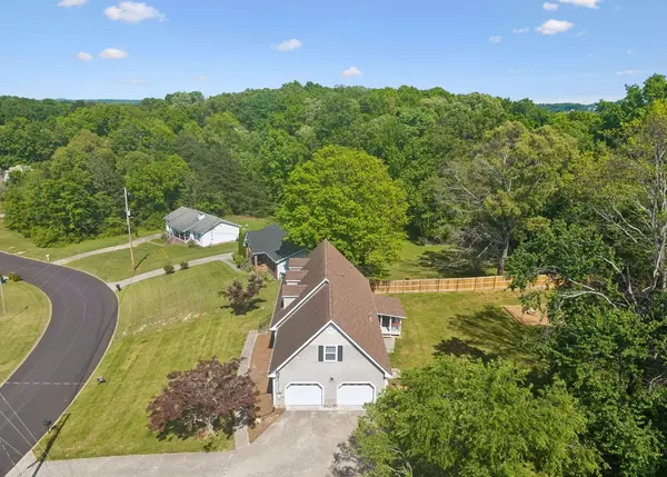621 Lee Dr, Ringgold, GA 30736