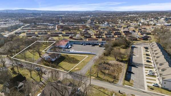 235 Hazelwood Pk, Lebanon, TN 37087