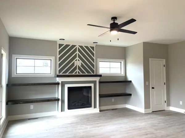 90 Miller Farm, Clarksville, TN 37043