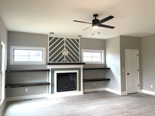 90 Miller Farm, Clarksville, TN 37043