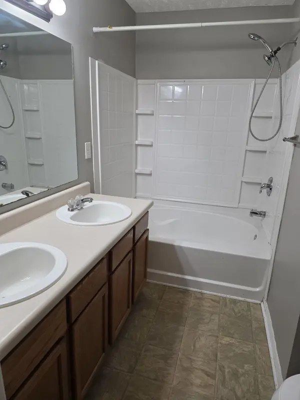 1008 Halifax Ln, Antioch, TN 37013