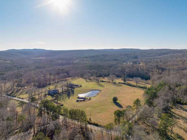 698 Payne Chapel Road, Lookout Mountain, GA 30750