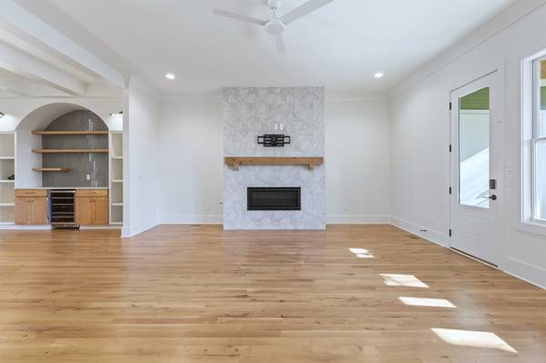 6371 Alamo Pl, Nashville, TN 37209
