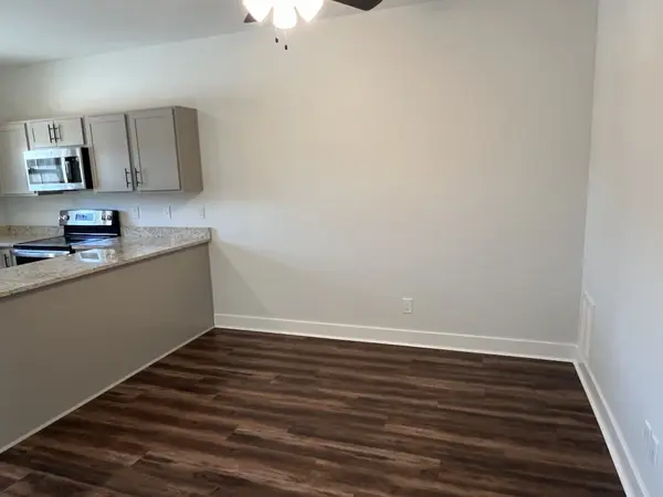 106 Adkins St, Clarksville, TN 37042